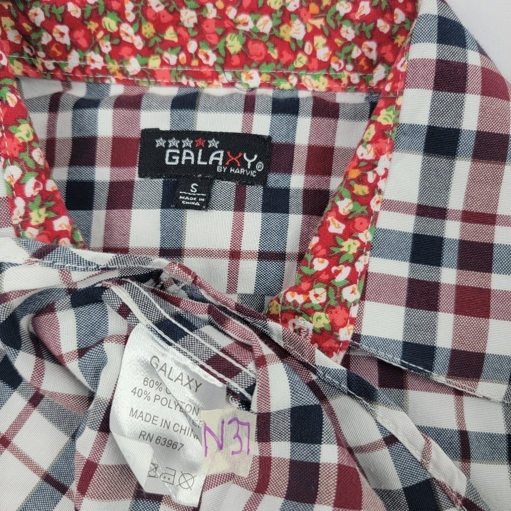 Galaxy By Harvic plaid pop of floral button-down shirt - Picture 5 of 5